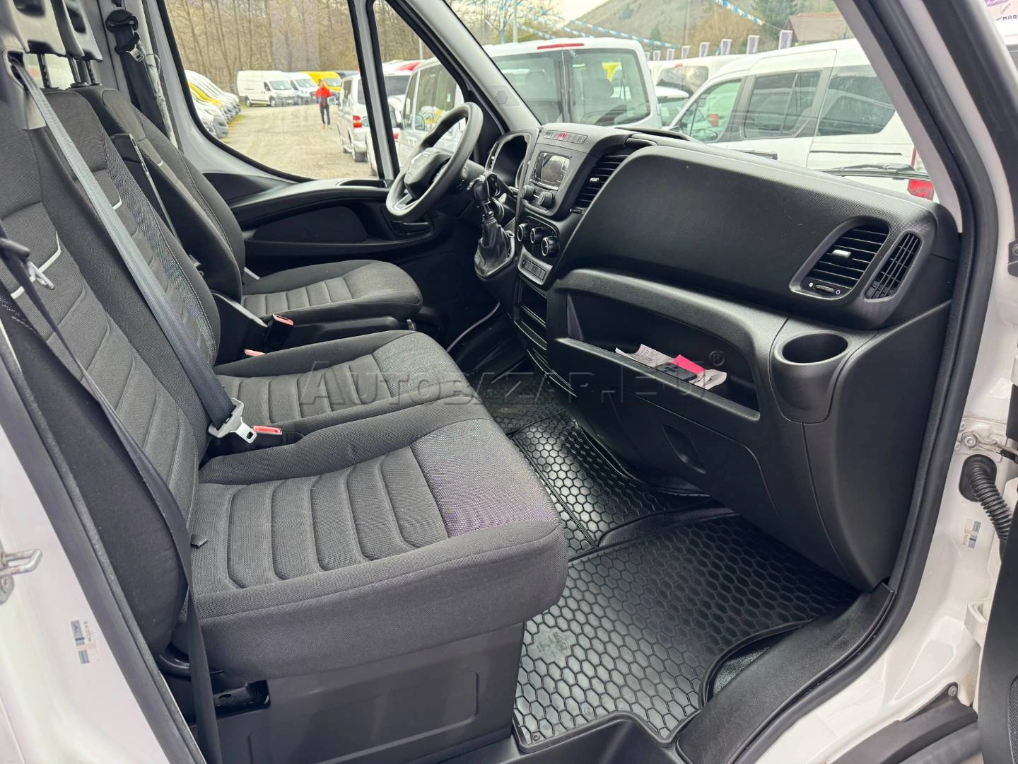 Iveco Daily 35S14V 2,3 D30V 3520mm H2 2022 na predaj – fotografia 25
