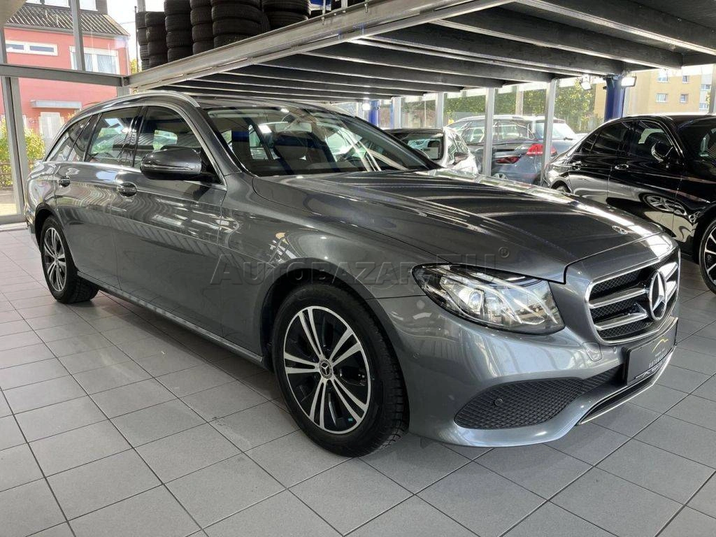 Mercedes-Benz E trieda Kombi 220 d A/T