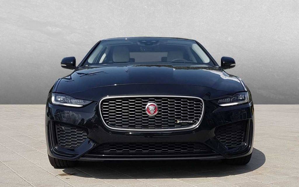 Jaguar XE 2.0D I4 R-Dyn S AWD AT