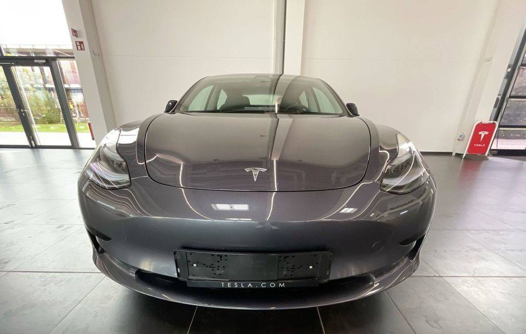 Tesla Model 3 Long Range 82kWh AWD