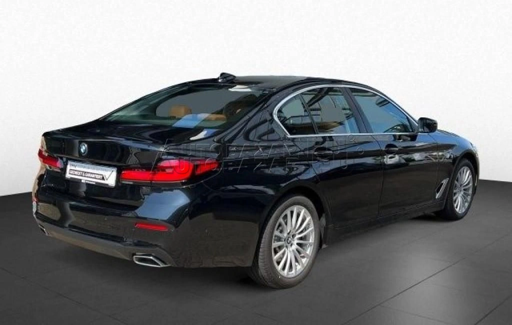 BMW rad 5 520i mHEV A/T