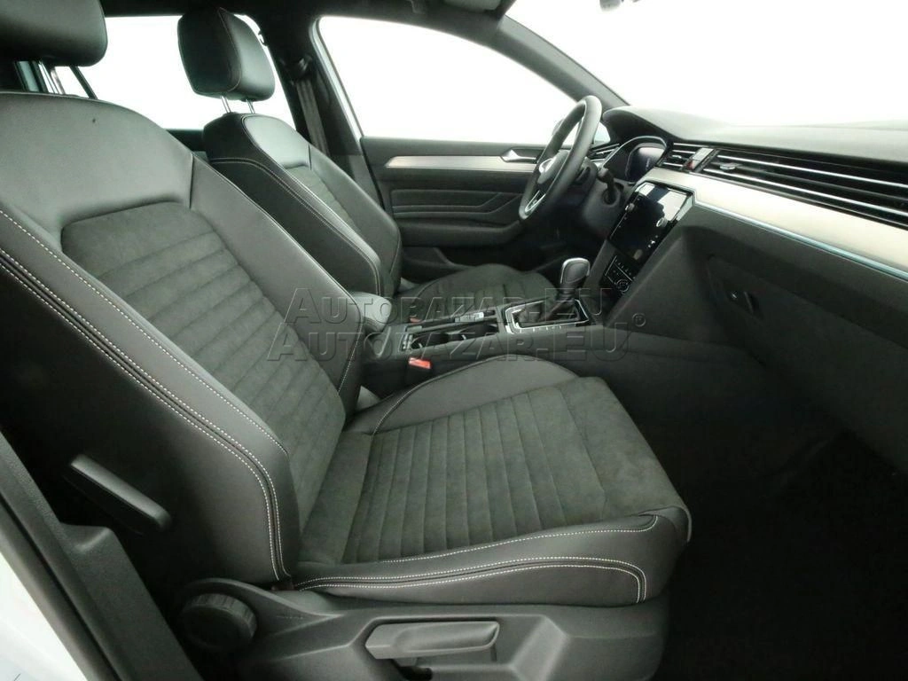 Volkswagen Passat Variant 2.0 TSI Elegance DSG
