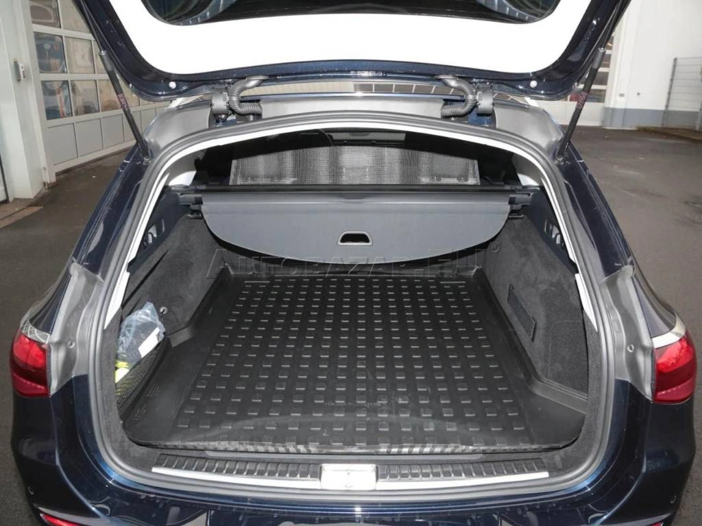 Mercedes-Benz E trieda Kombi 220 d mHEV A/T