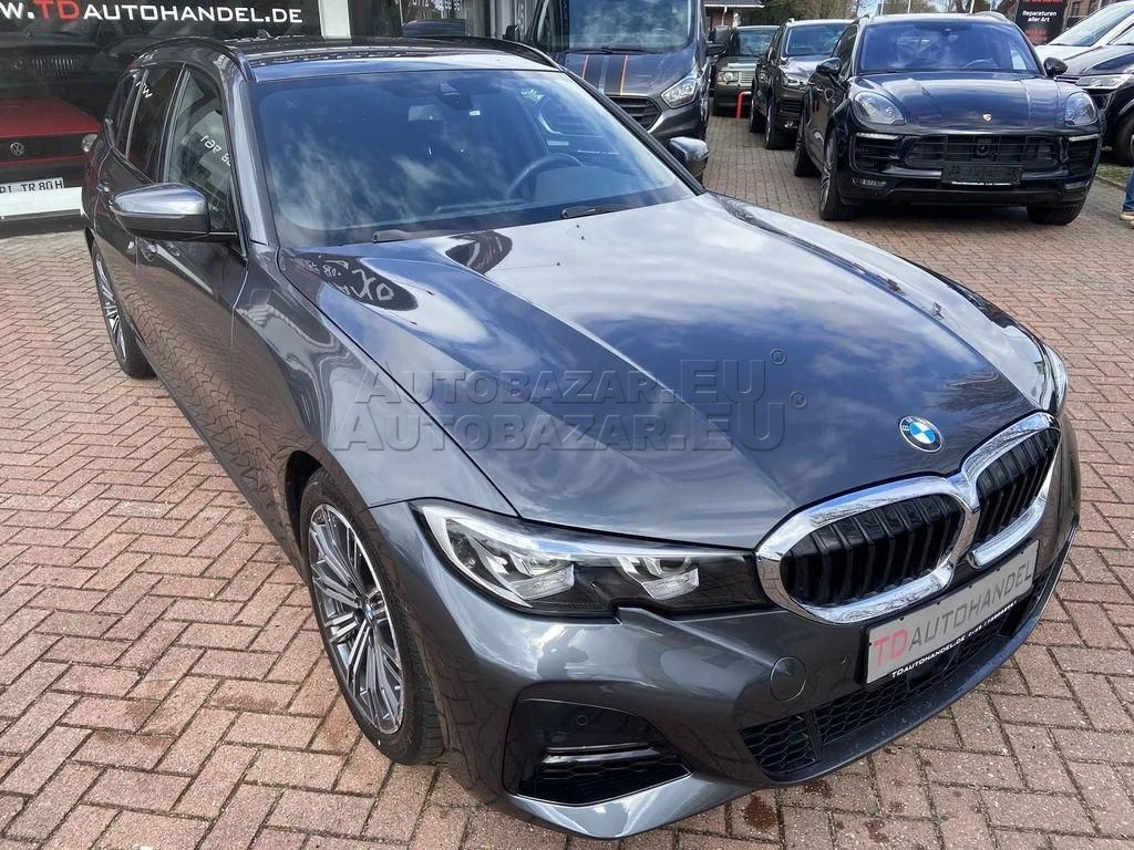 BMW rad 3 Touring 330i Touring A/T