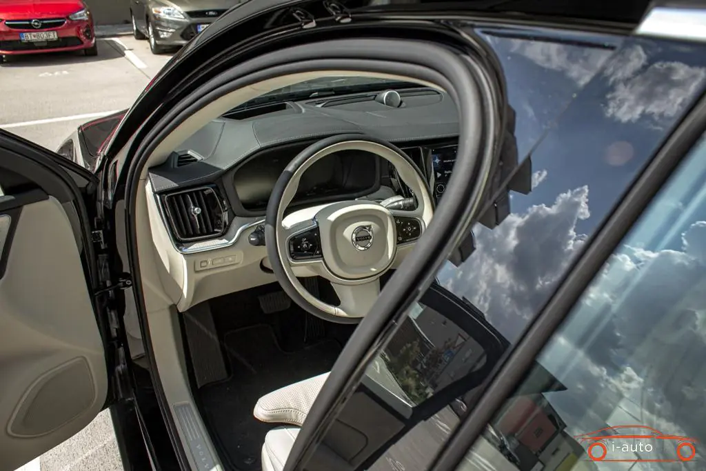 Volvo S60 2021 na predaj – fotografia 13