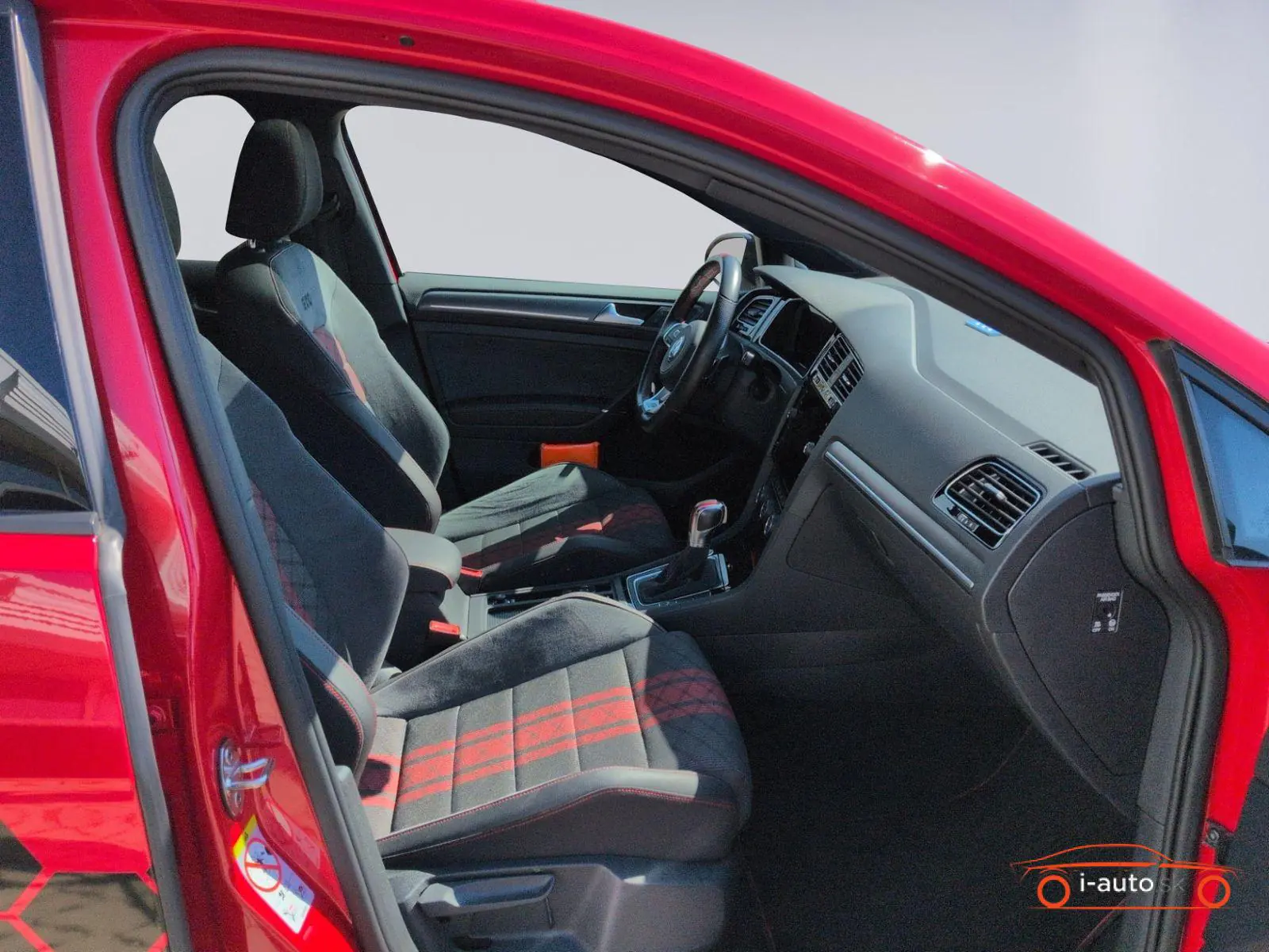 Volkswagen Golf 2019 na predaj – fotografia 18