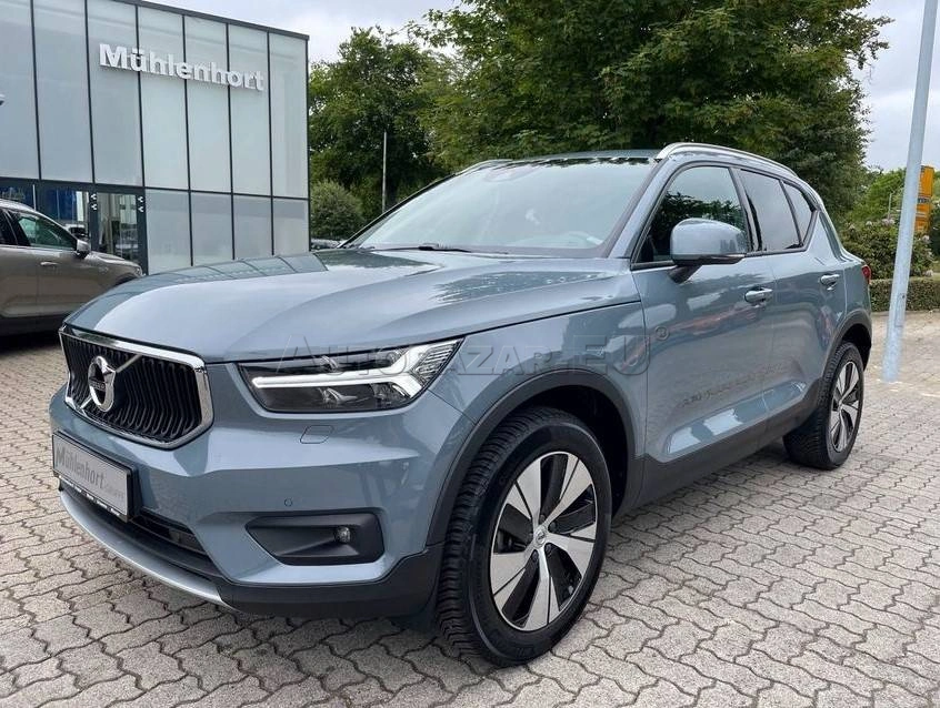Volvo XC40 T3 163k Momentum Pro A/T