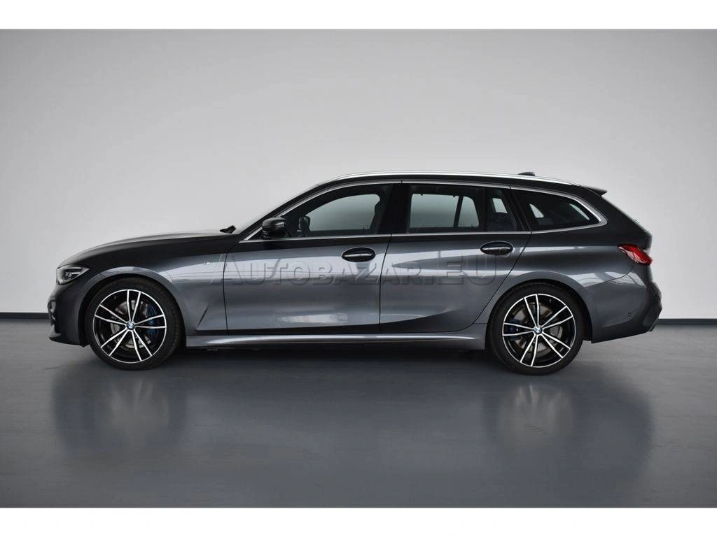 BMW Rad 3 Touring 330d  mHEV A/T