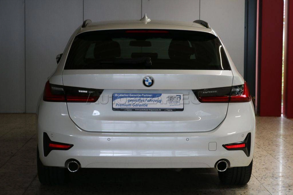 BMW Rad 3 Touring 320d mHEV  xDrive A/T