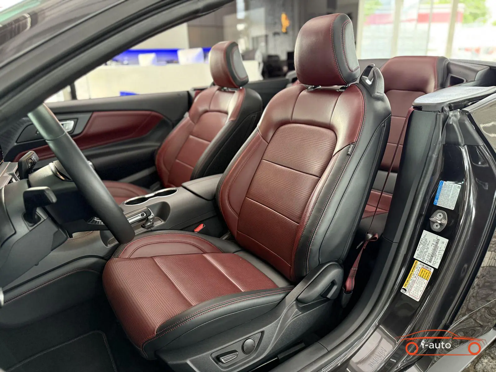 Ford Mustang 2023 na predaj – fotografia 32