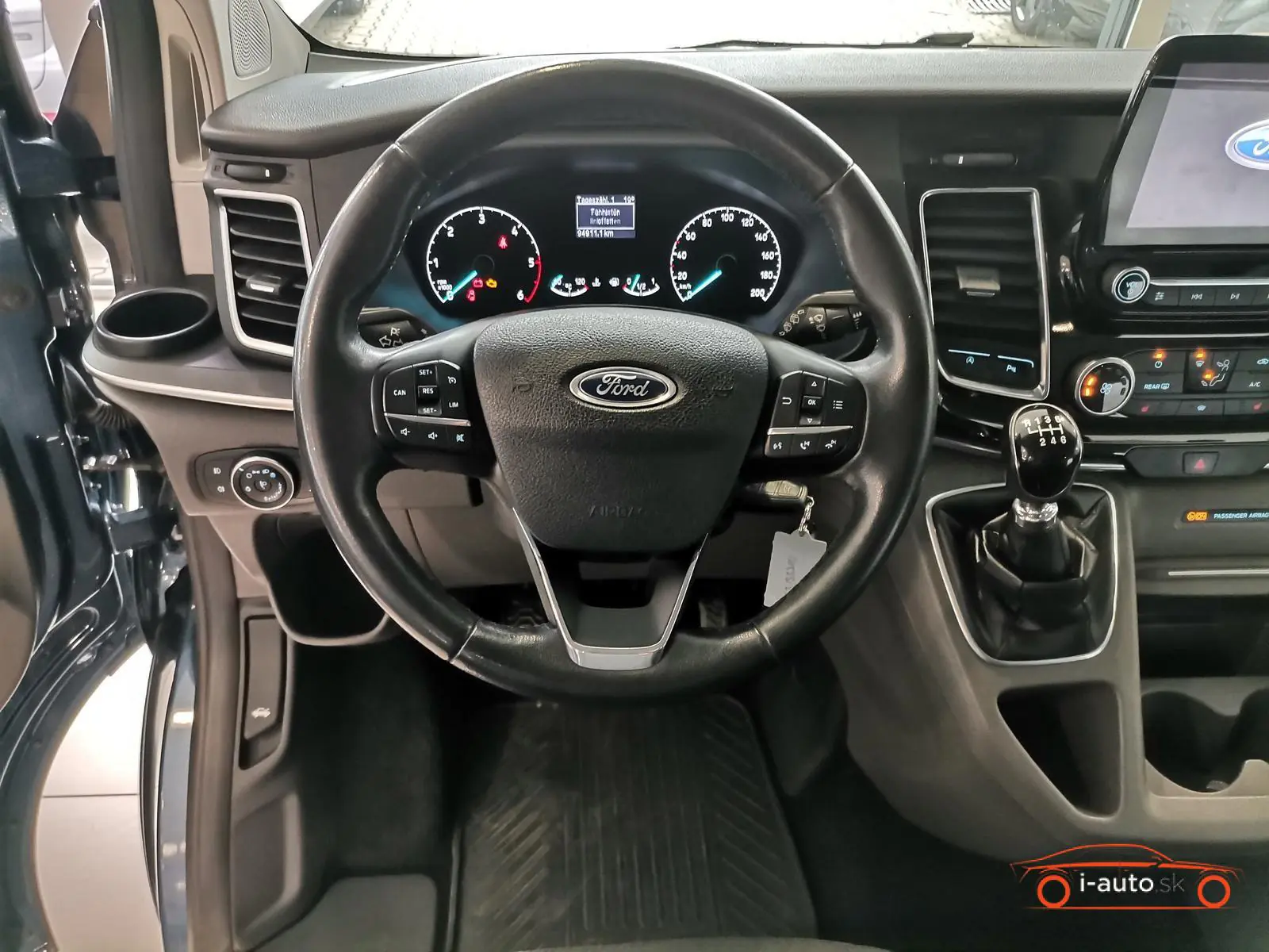 Ford Tourneo Custom 2018 na predaj – fotografia 10