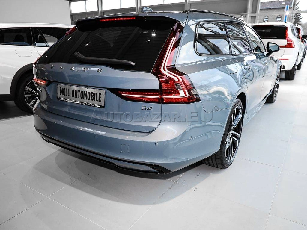 Volvo V90 B4 Ultimate Dark A/T