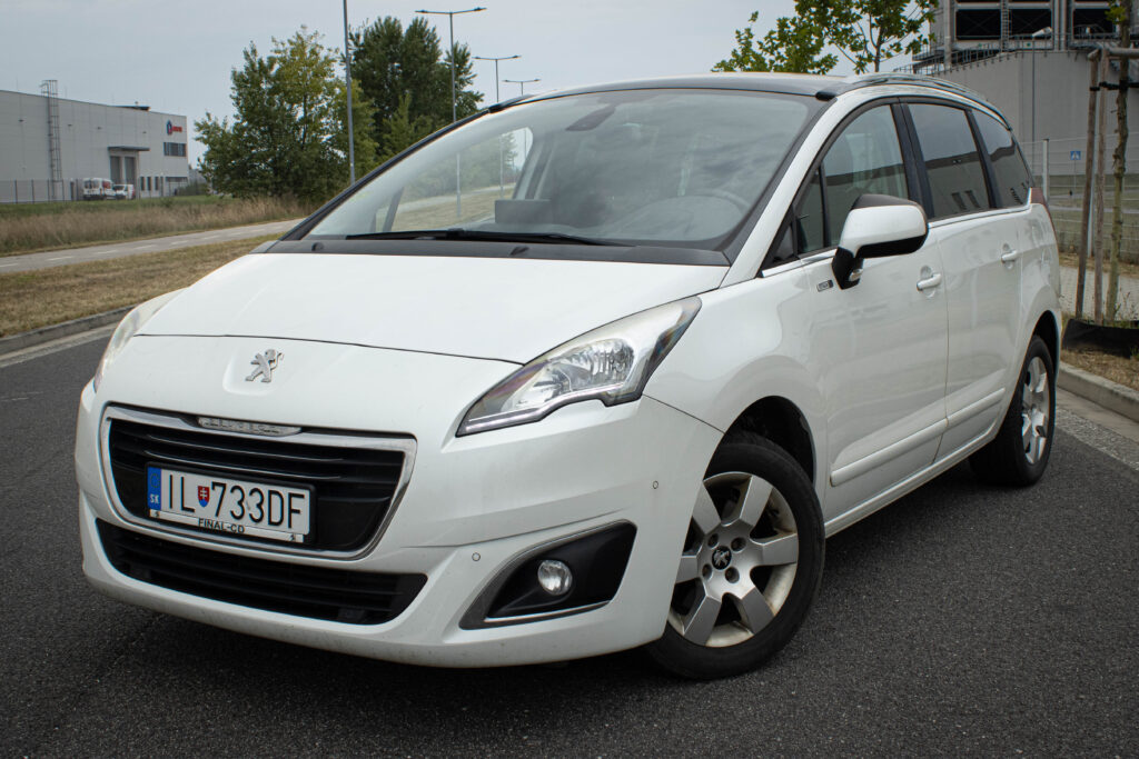 Peugeot 5008