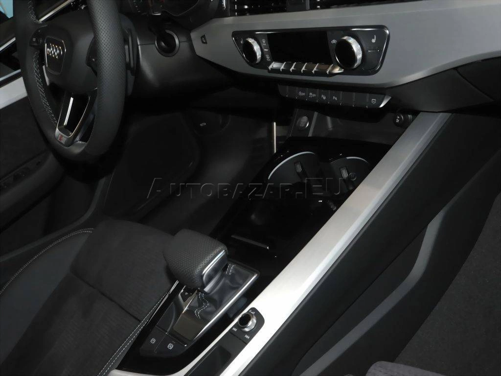 Audi A4 Avant 35 2.0 TDI mHEV S line S tronic