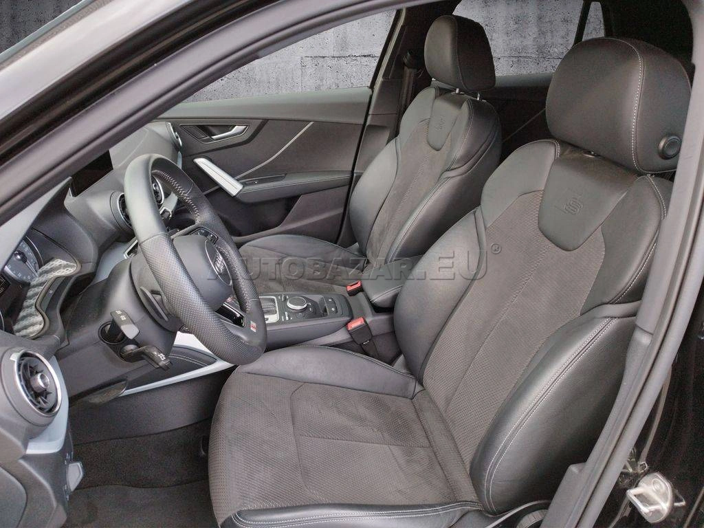 Audi Q2 SQ2 2.0 TFSI SQ2 quattro S tronic