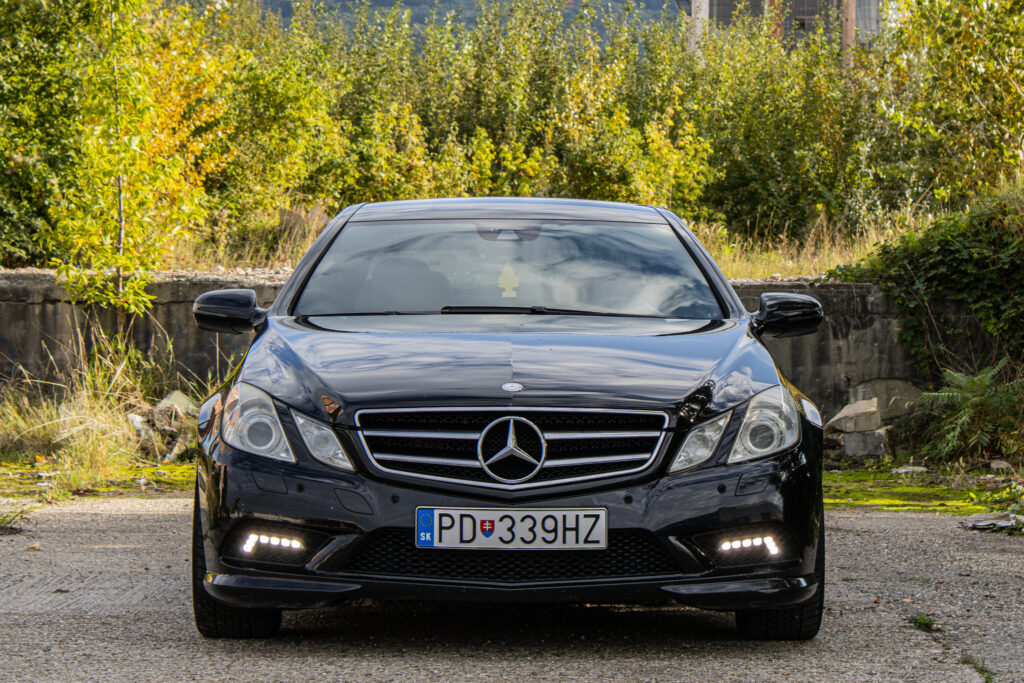 Mercedes-Benz E trieda Coupé
