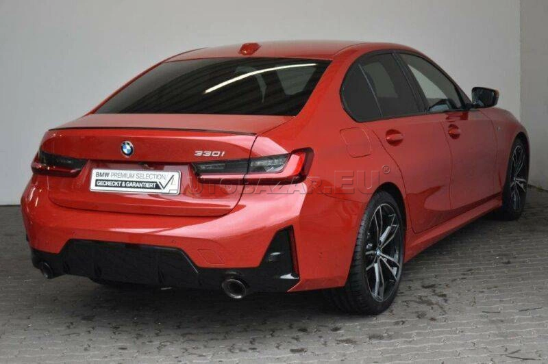 BMW Rad 3 330i A/T