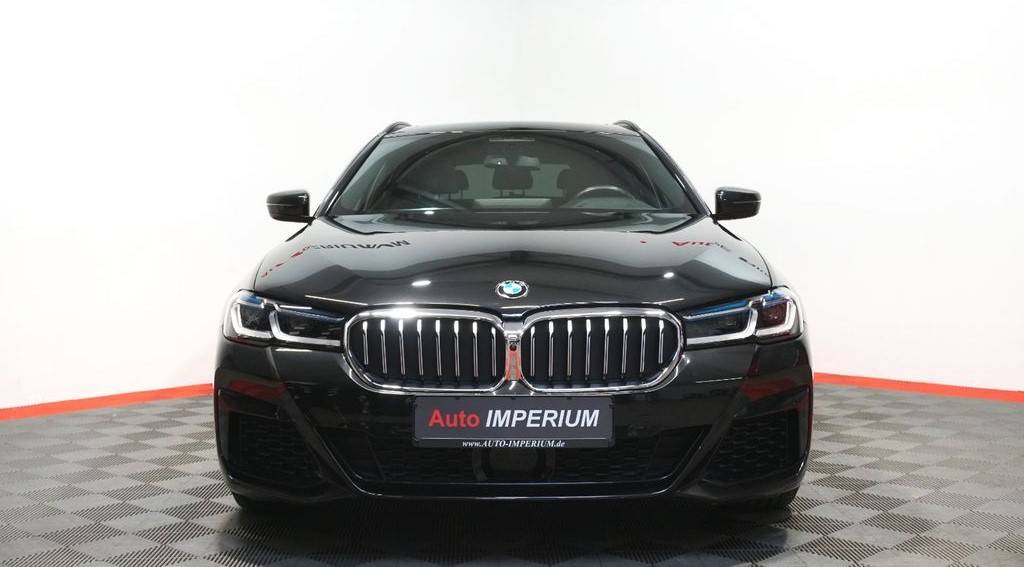BMW Rad 5 Touring 540i mHEV xDrive A/T
