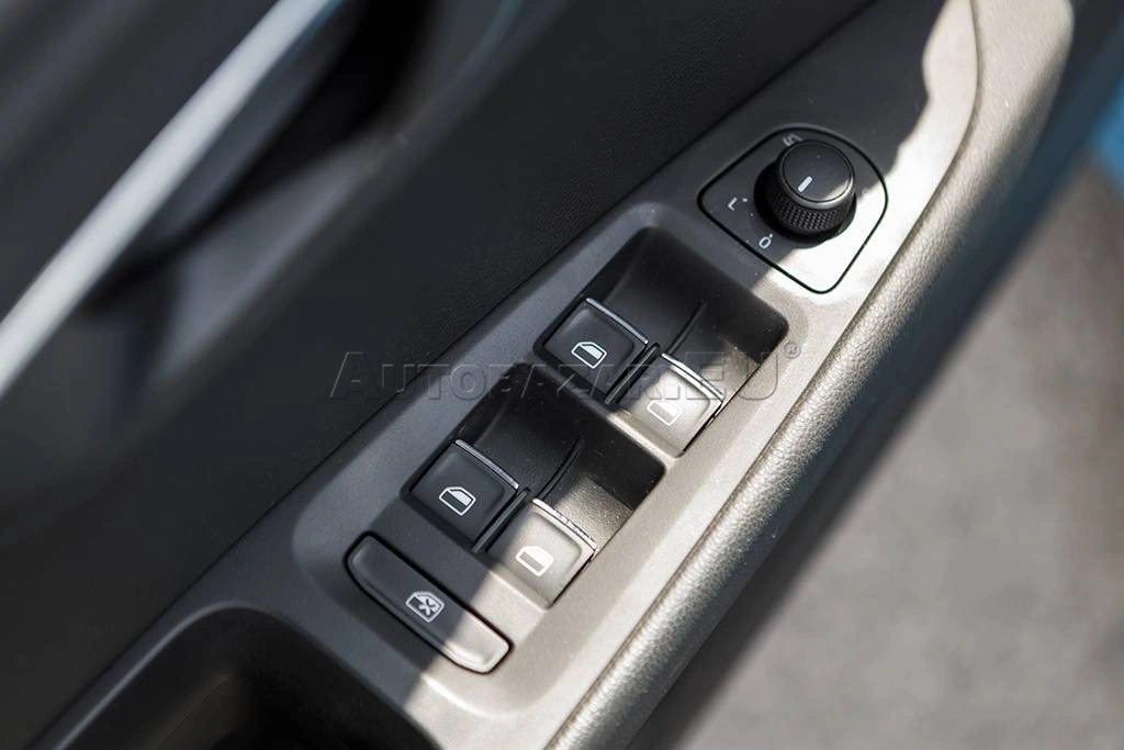 SEAT Leon 2014 na predaj – fotografia 39