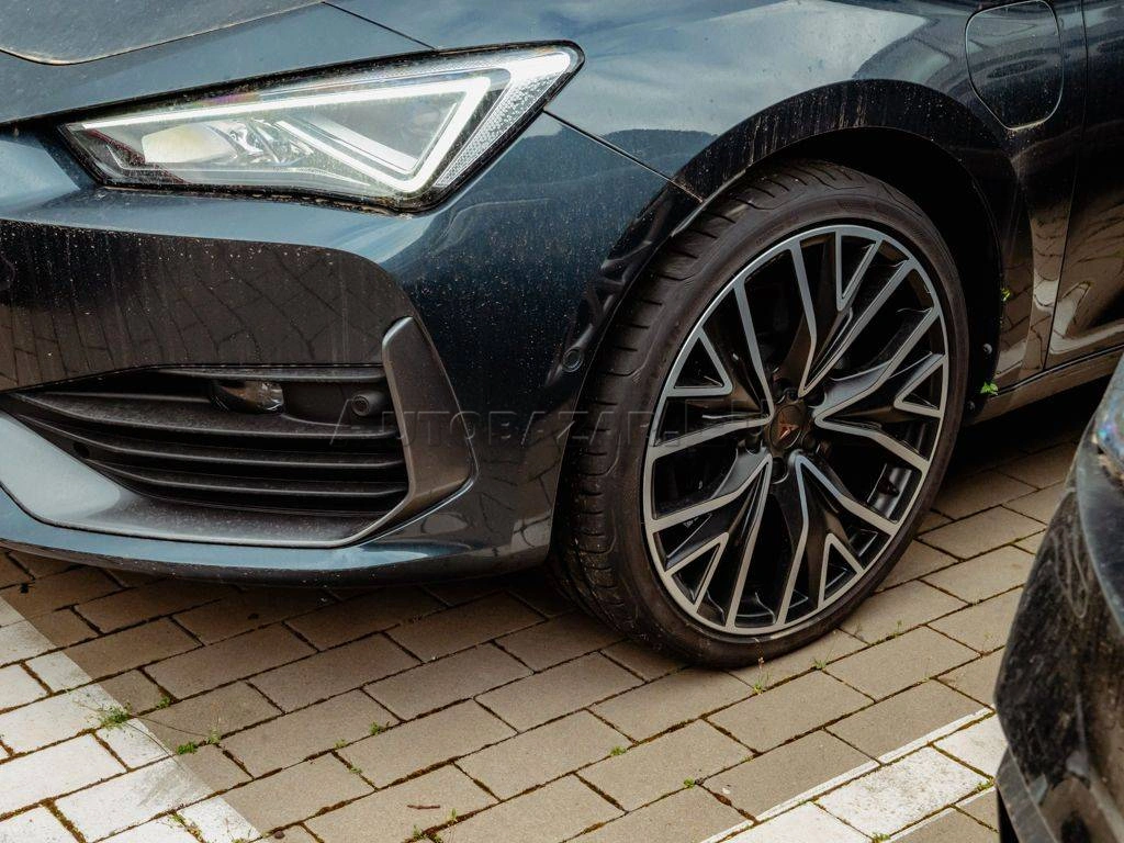 Cupra Leon 1.4 e-Hybrid DSG