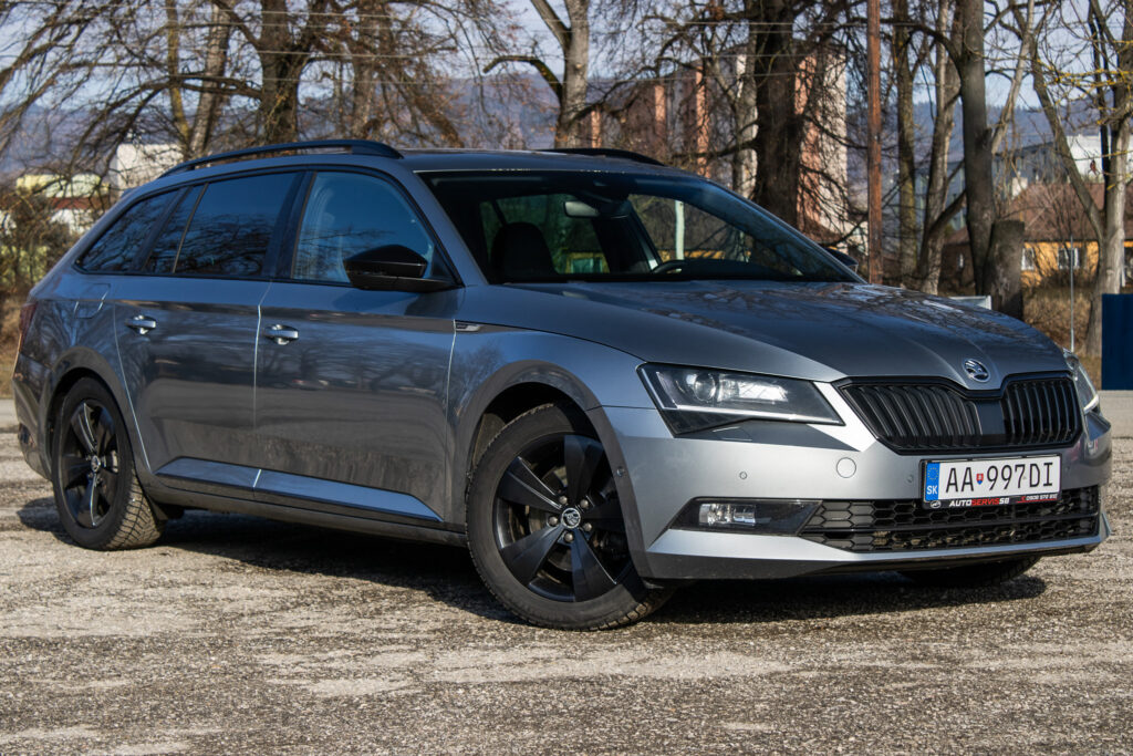 Škoda Superb Combi