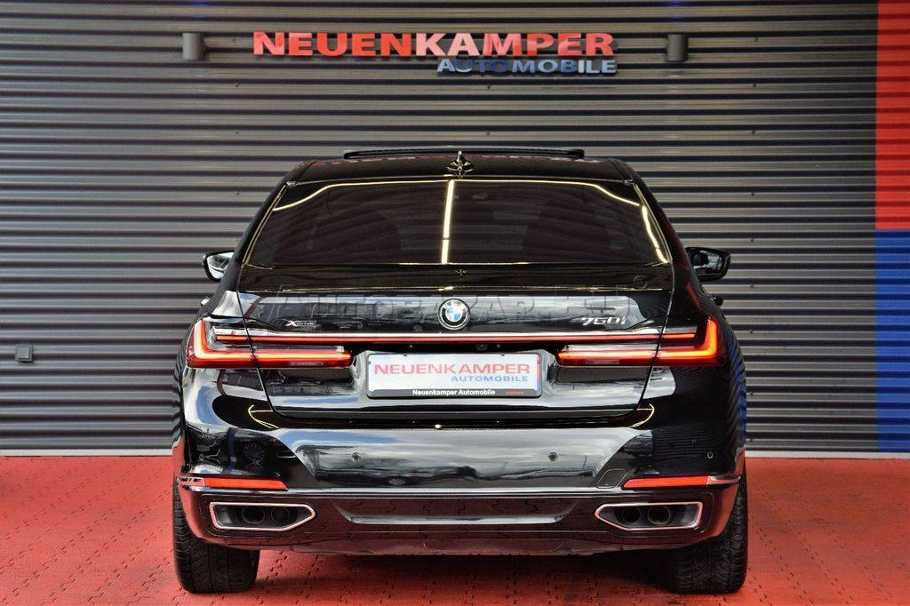BMW Rad 7 750i xDrive A/T