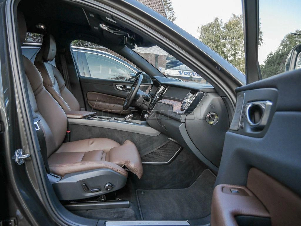 Volvo XC60 T8 Twin Engine Inscription eAWD A/T