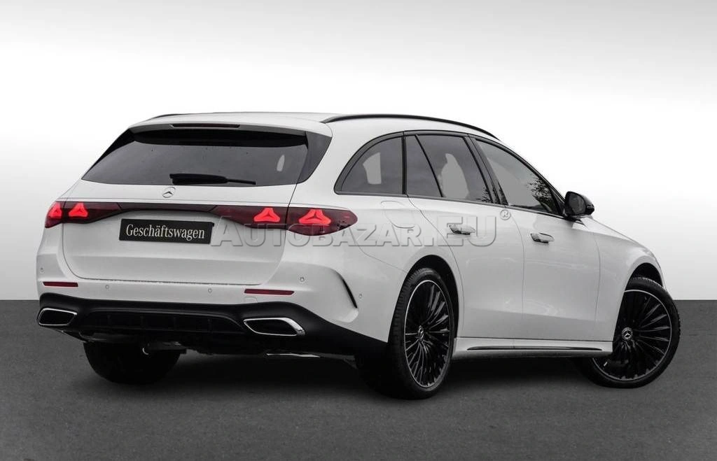 Mercedes-Benz E trieda Kombi Mercedes Benz  200 T AMG