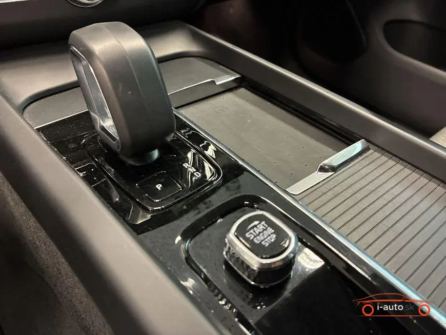 Volvo XC60 2023 na predaj – fotografia 16