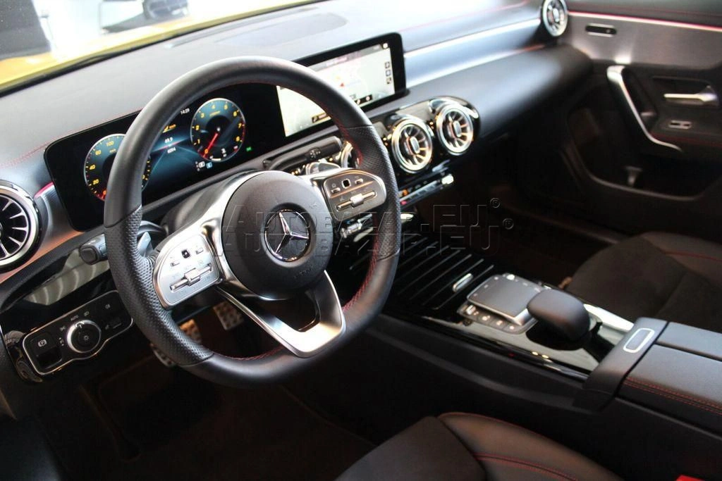 Mercedes CLA Kupé 200 A/T