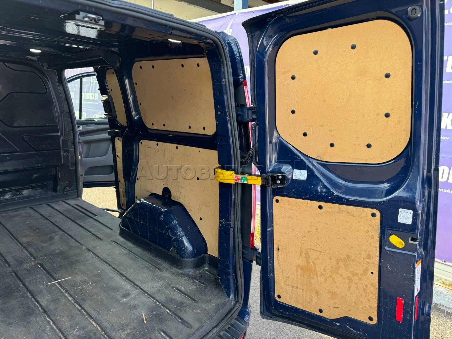 Ford Transit Custom 2019 na predaj – fotografia 34