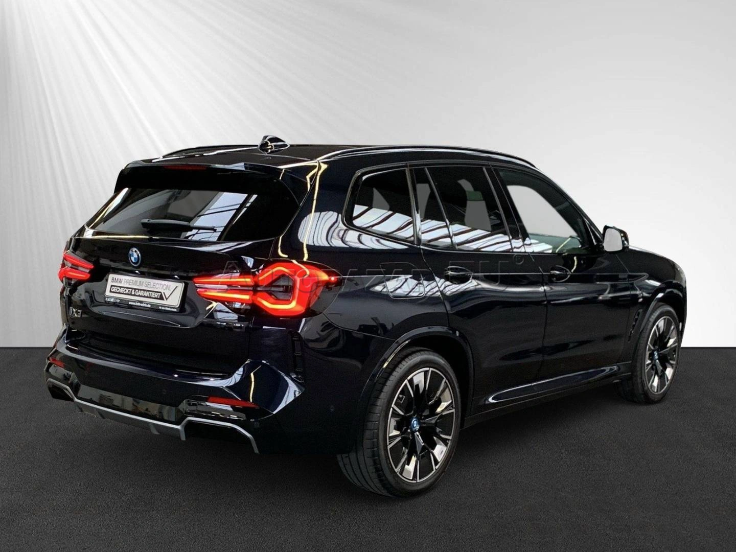 BMW iX3 A/T