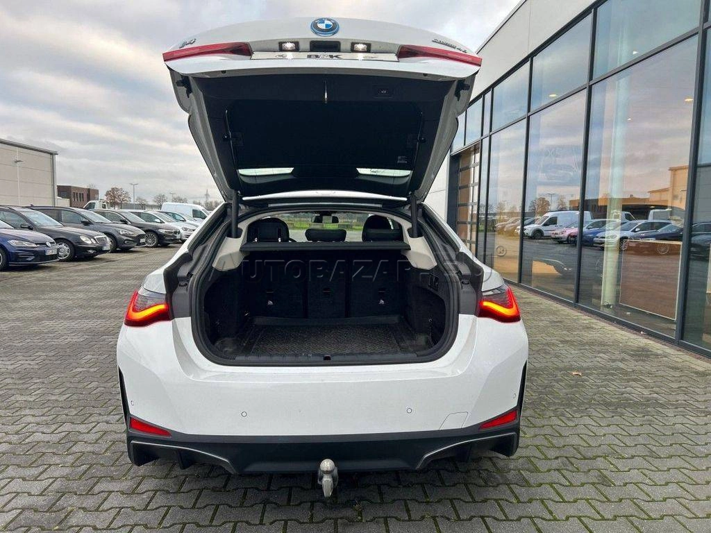 BMW i4 eDrive40
