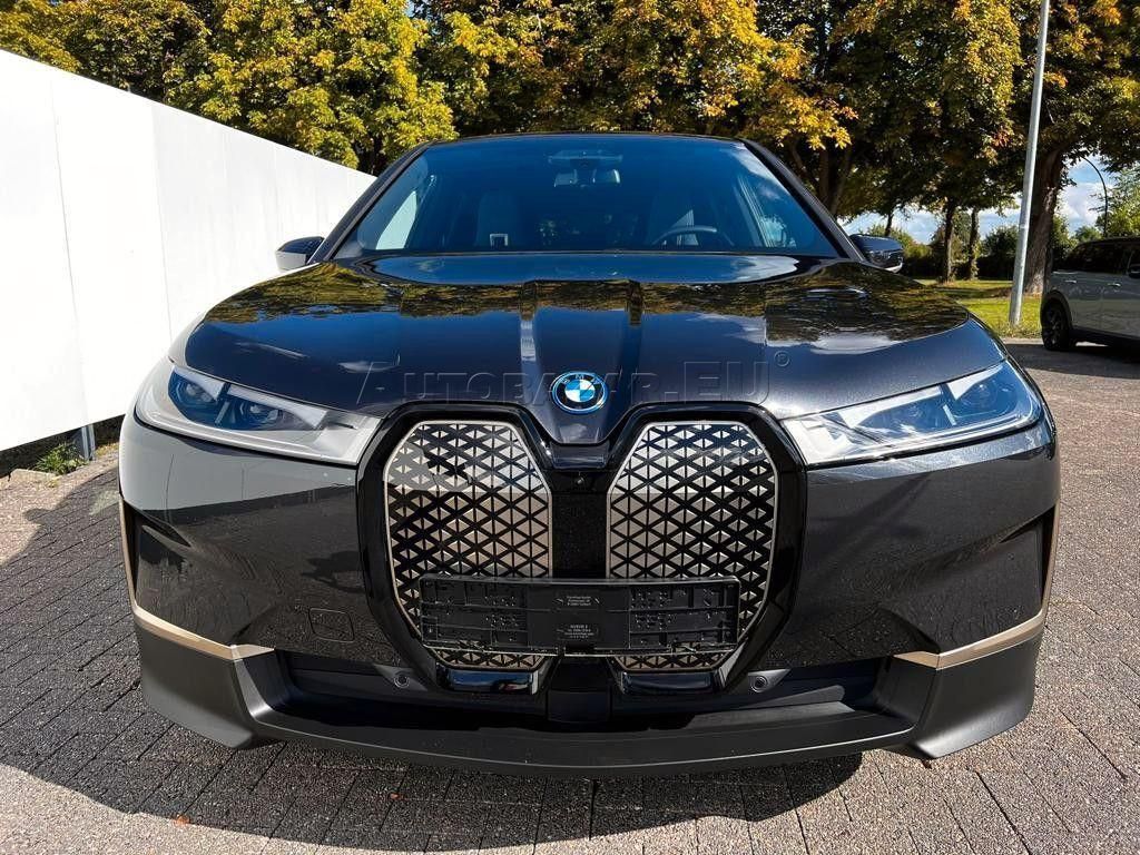BMW iX XDrive40