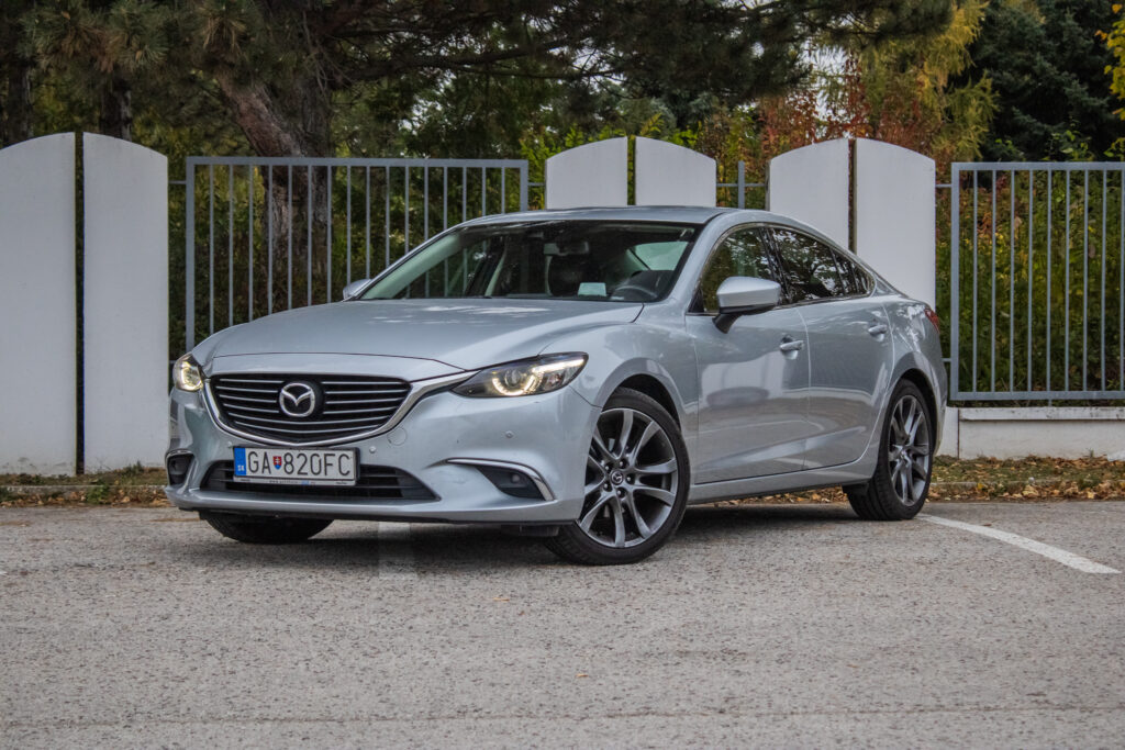 Mazda 6