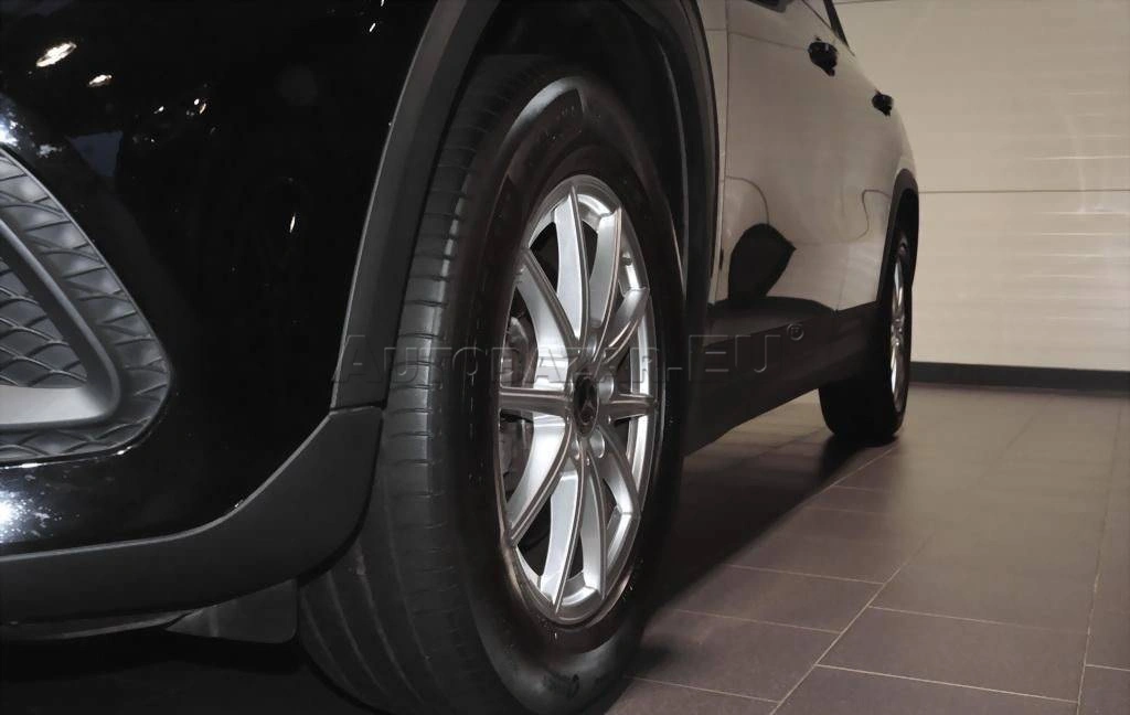 Mercedes-Benz GLA 200 d A/T