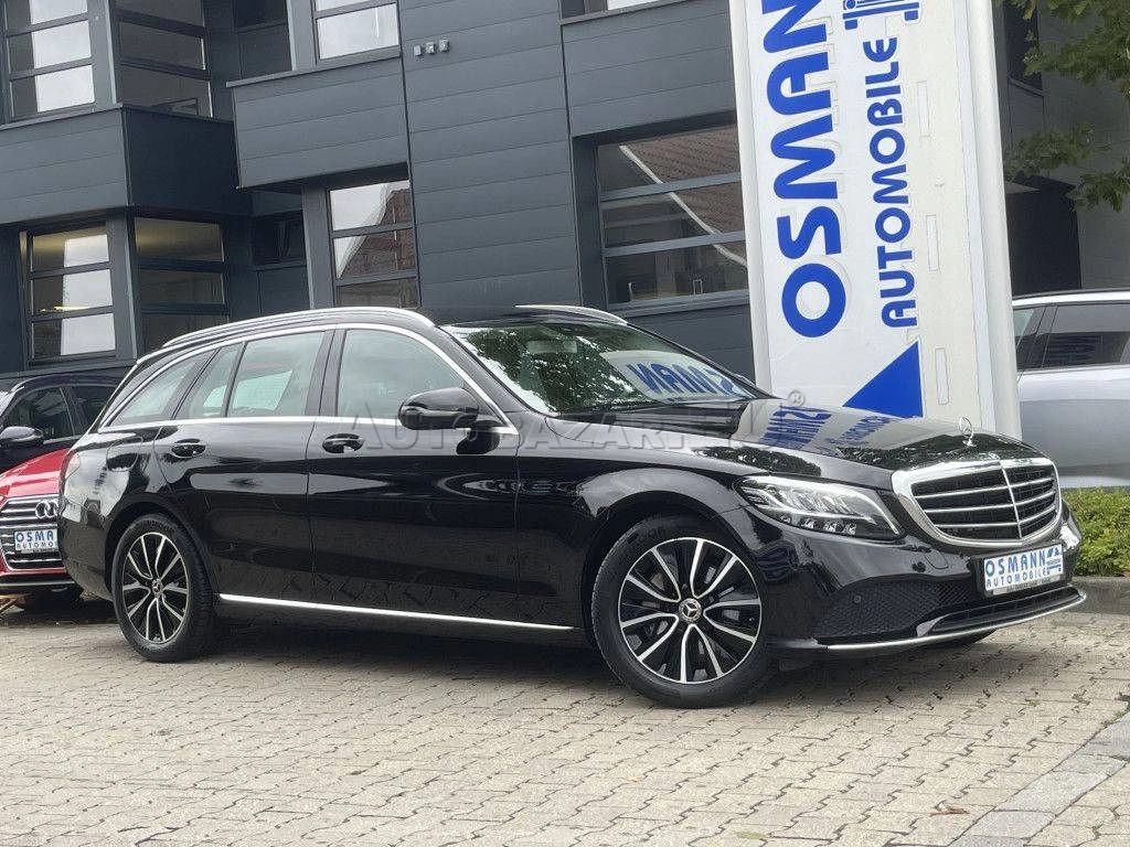 Mercedes-Benz C trieda Kombi 300 d A/T