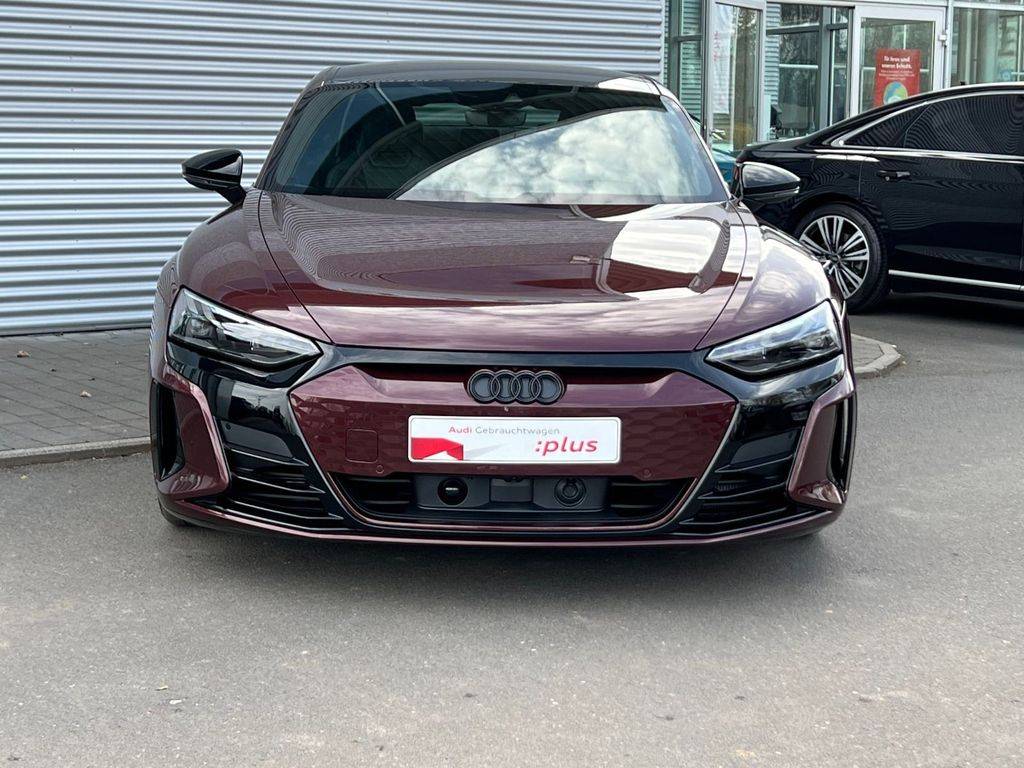 Audi E-tron GT quattro