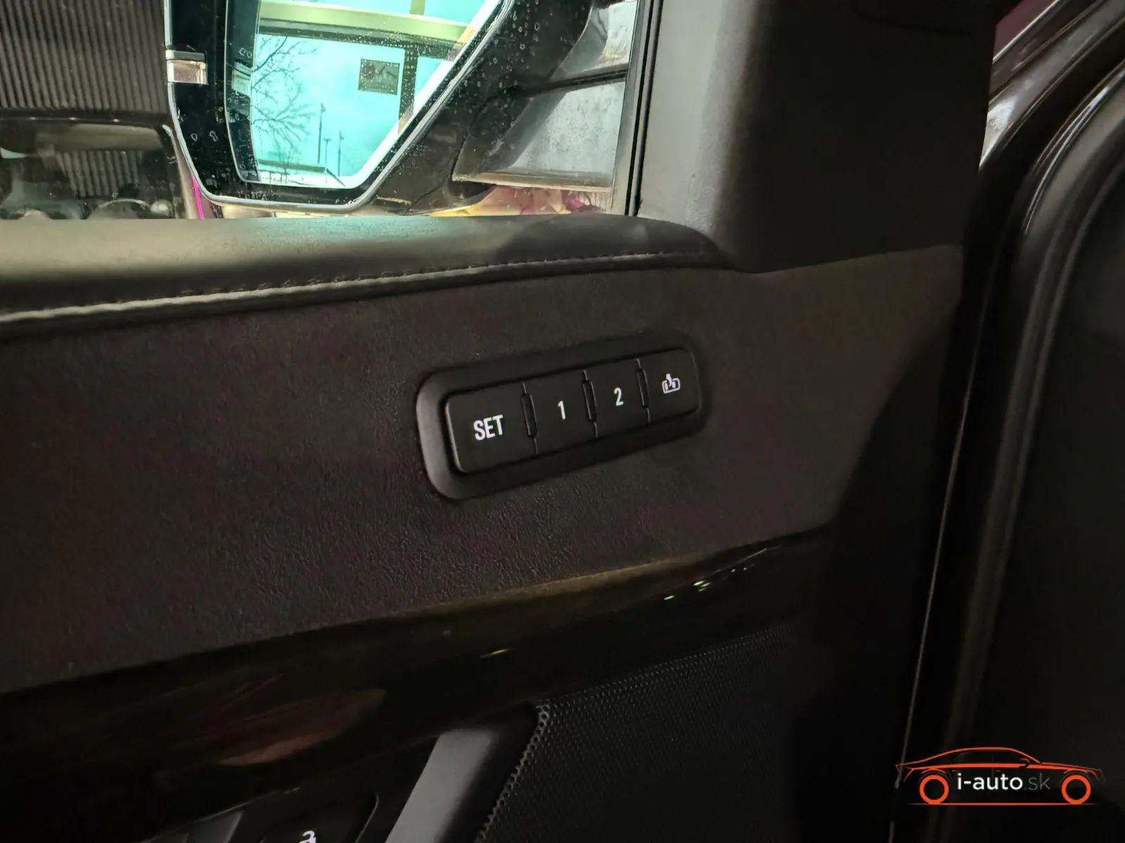 Cadillac Escalade 2018 na predaj – fotografia 38