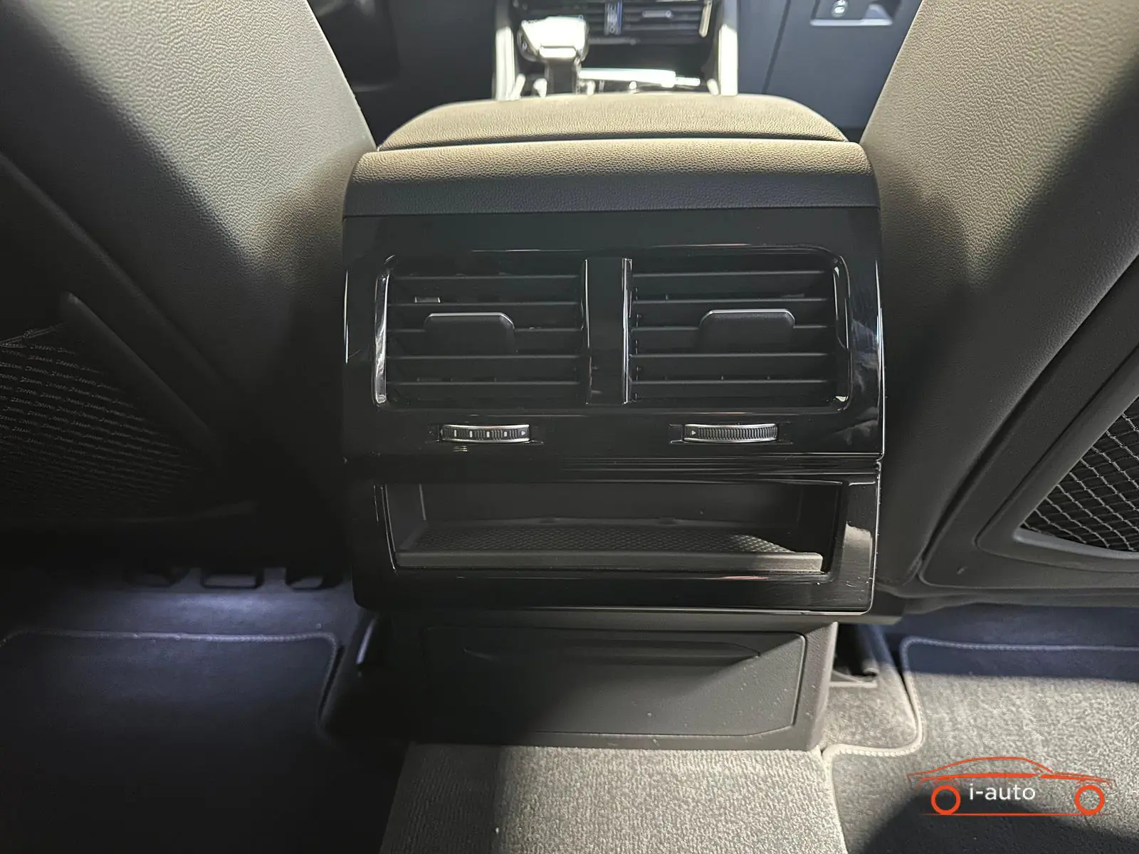 Volkswagen Touareg 2021 na predaj – fotografia 20