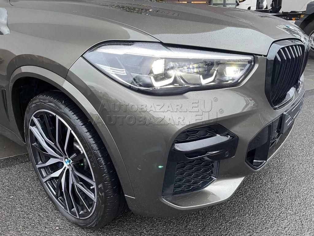 BMW X5 XDrive40i mHEV A/T