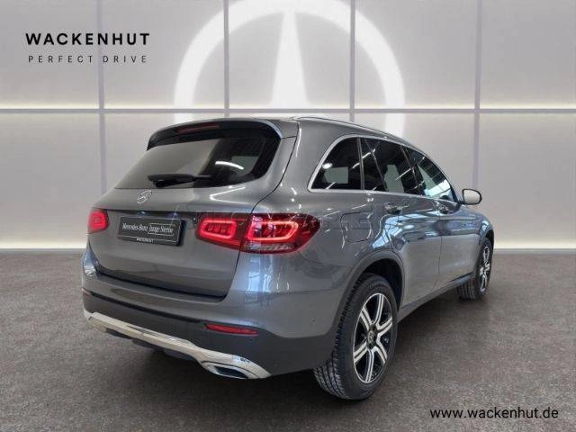 Mercedes-Benz GLC SUV 200 4MATIC A/T