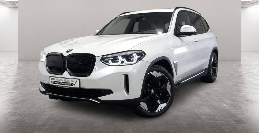 BMW iX3 A/T