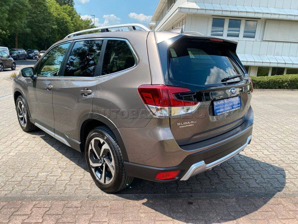Subaru Forester 2.0ie Platinum