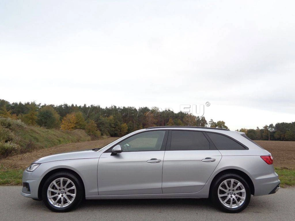 Audi A4 Avant 30 2.0 TDI  S tronic
