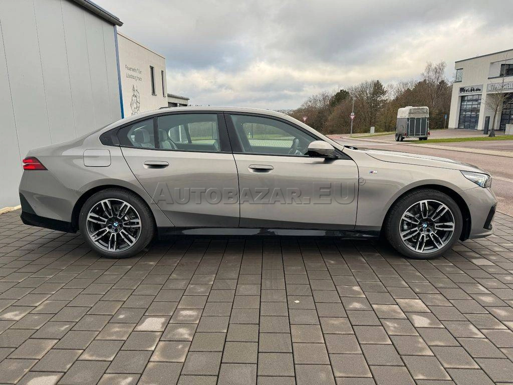 BMW Rad 5 520d mHEV xDrive A/T