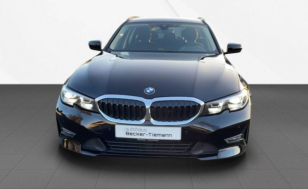 BMW Rad 3 Touring 320d mHEV  A/T