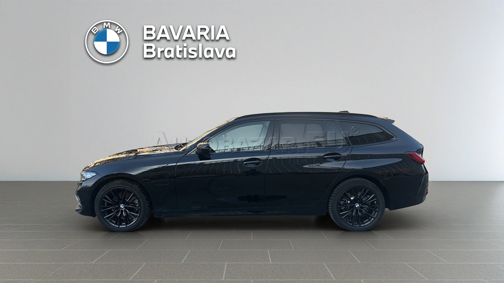 BMW 330e xDrive Touring