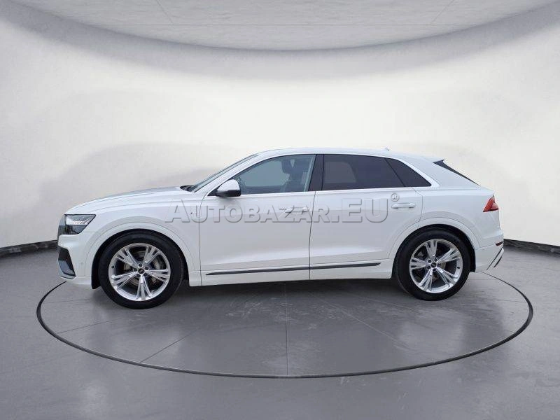 Audi Q8 45 3.0 TDI mHEV quattro tiptronic