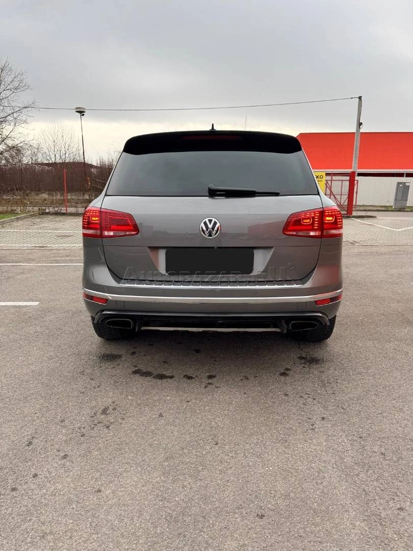 Volkswagen Touareg II 3.0 V6 TDI BMT 4MOTION R-Line, 193kW, A8, 5d.